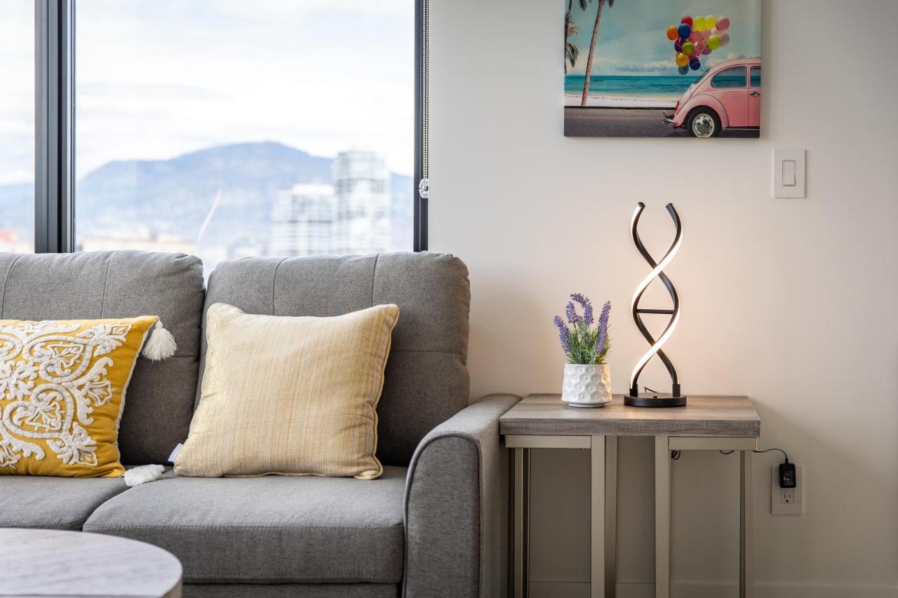 Brand New Luxury Downtown Near The Beach #16 Kelowna Extérieur photo