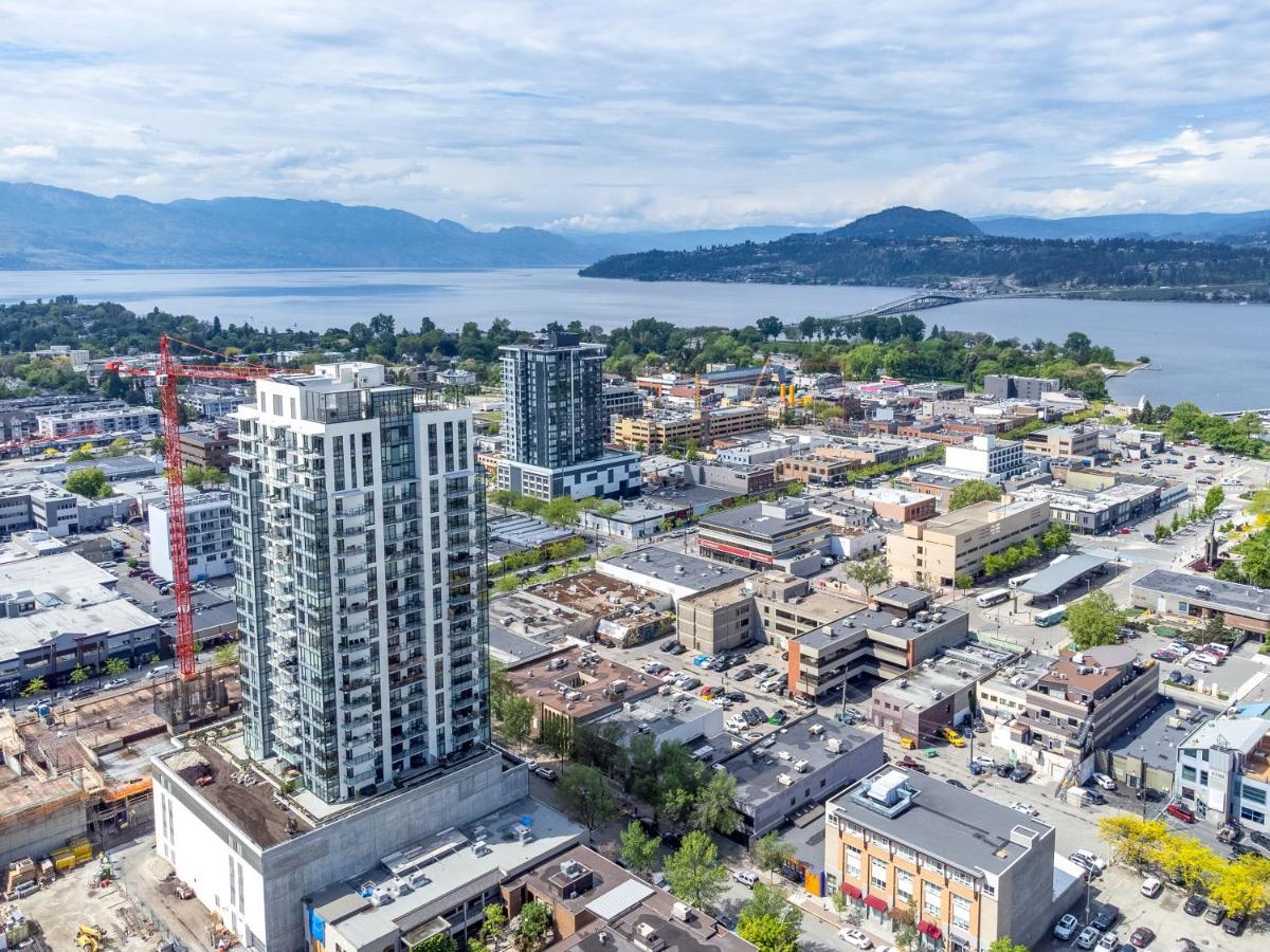 Brand New Luxury Downtown Near The Beach #16 Kelowna Extérieur photo